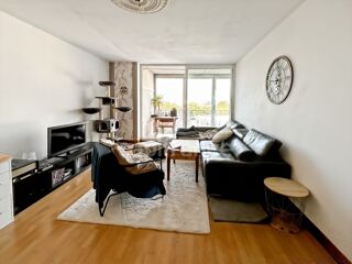  Appartement  vendre 4 pices 80 m