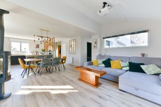  Villa à vendre 7 pièces 145 m²