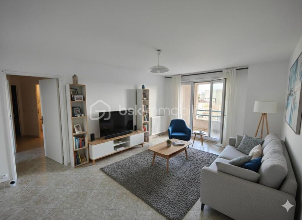 Appartement 3 Pieces 64 M² BONDY