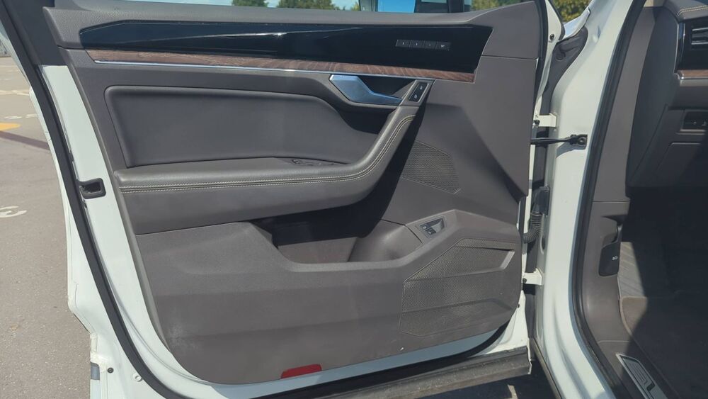 Touareg II 3.0 TSI 381 eHybrid 4Motion Tiptronic 8 Atmosphere 2021 occasion 78240 Chambourcy