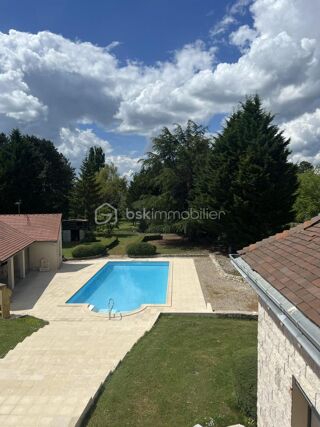 Vente Maison CHÂTEAUROUX – MAISON 187 M² - T7 - 5 CHAMBRES - PISCINE Chateauroux
