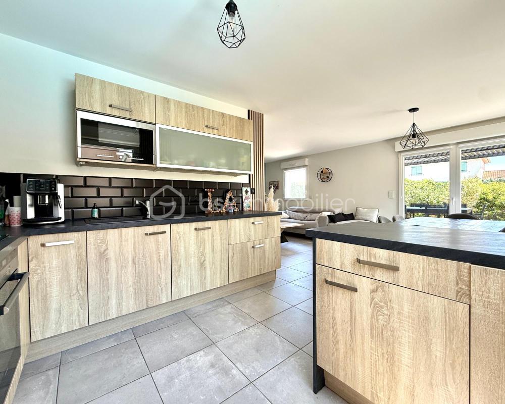 Vente Duplex/Triplex GENAS - Maison de ville récente au calme avec 3 chambres Genas