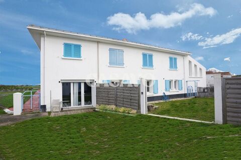   Vente Maison 6 pi�ces de 178m� - 85630 Barb�tre Maison - 6 pi�ce(s) - 178 m�