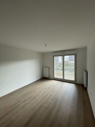  Appartement à louer 2 pièces 40 m²