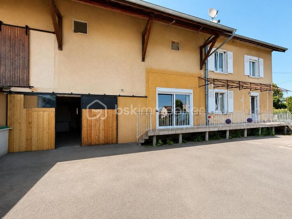 Vente Maison Grande maison de campagne avec plusieurs dépendances Loudrefing