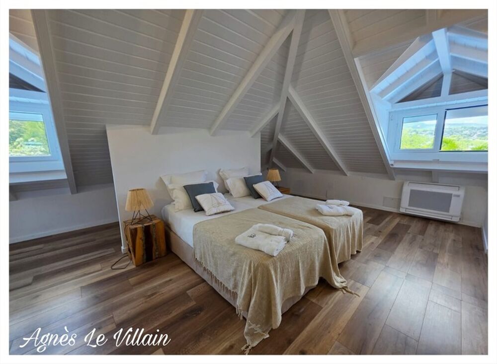 à vendre  Villa Bouillante (97125)
