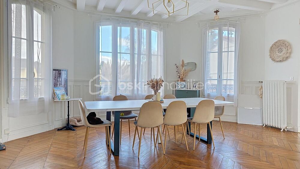 Vente Propriété/Château Maison de prestige des années 1920, développant 280 m² habitables à 5 minutes de Brie-Comte-Robert Brie comte robert