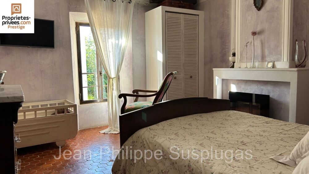 � vendre  Propri�t�/ch�teau Saint-Cyr-sur-Mer (83270)