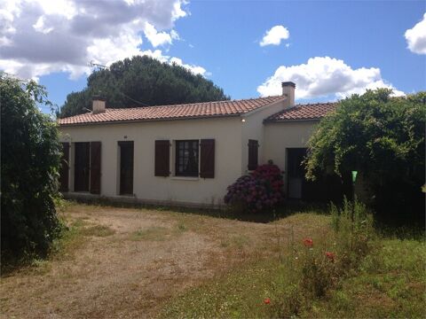   SECTEUR MAREUIL SUR LAY ET A 5 MINUTES DE LUCON SEULEMENT ADORABLE MAISON DE PLAIN PIED SUR 2000M� Maison - 4 pi�ce(s) - 70 m�