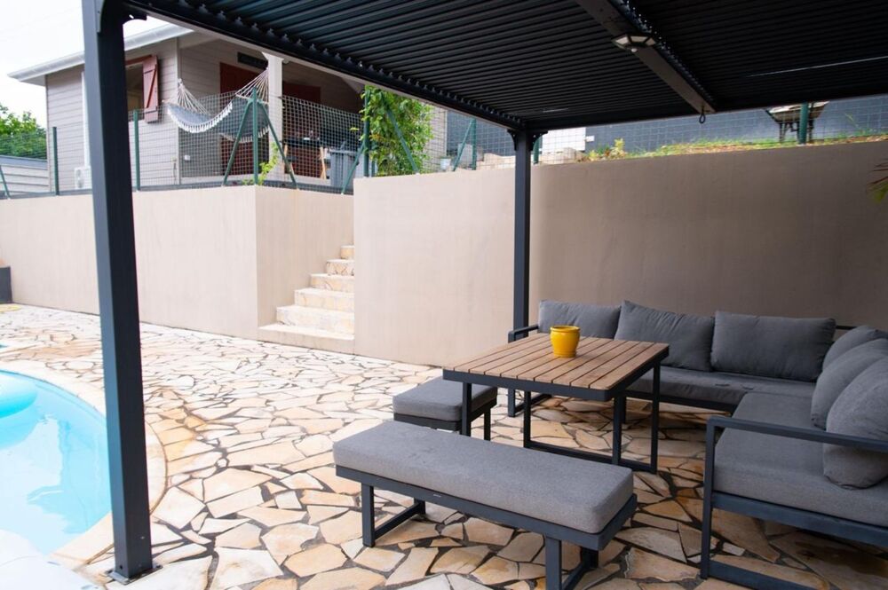 Vente Villa HOUELBOURG, VILLA + DEPENDANCE AVEC PISCINE Baie mahault