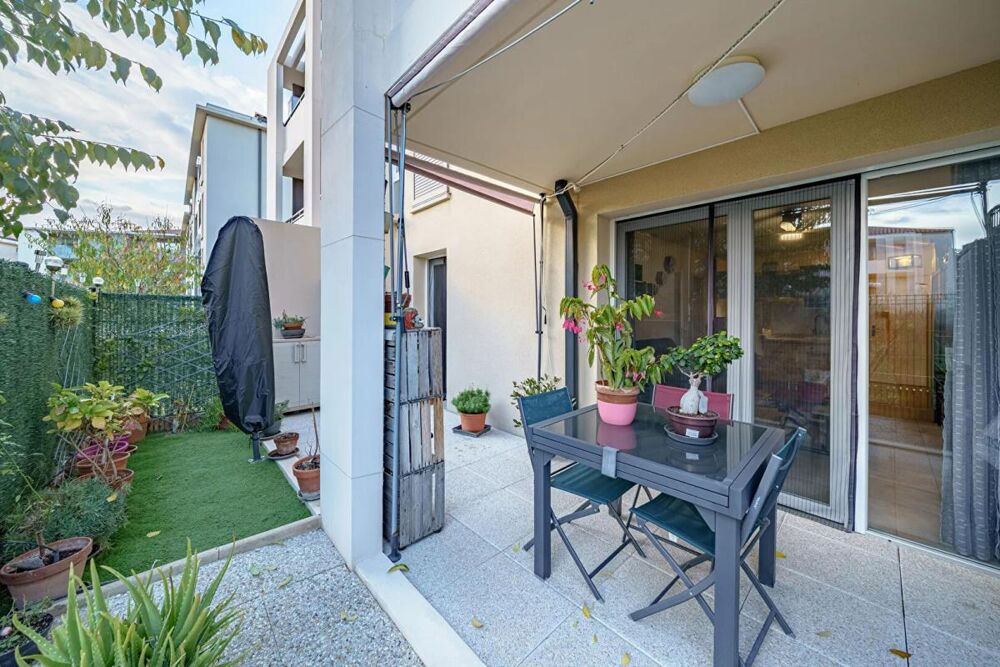 Appartement Le Castellet 2 pièce(s) en rez de jardin 41.85 m2 avec parking en sous sol
