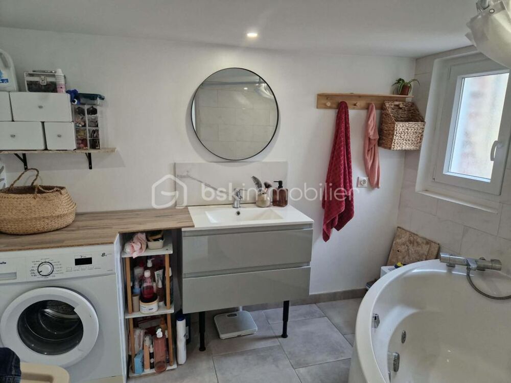Maison 97 m² avec sous-sol aménagé et terrain  Les Ageux