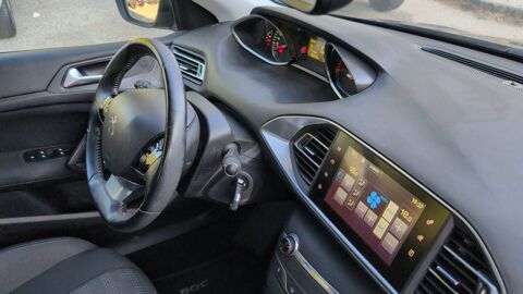 308 II 1.2 PureTech 130 EAT6 Allure 2016 occasion 69350 La Mulatiere