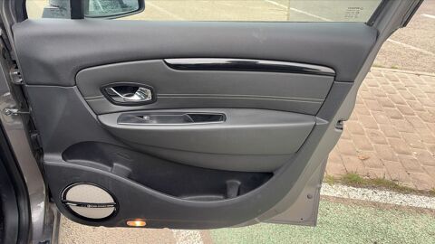 Grand scenic IV III 1.2 TCe 130 Energy Bose 2016 occasion 30000 Nimes
