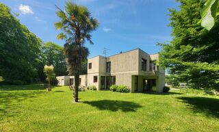  Maison � vendre 11 pi�ces 250 m�