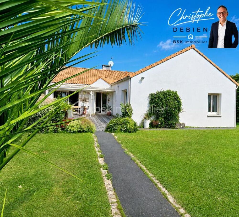 MAISON FAMILIALE DE PLAIN-PIED AVEC SOUS-SOL AMÉNAGÉ, 4 CHAMBRES ET GRAND JARDIN AU CALME  CHAVAGNES-EN-PAILLERS