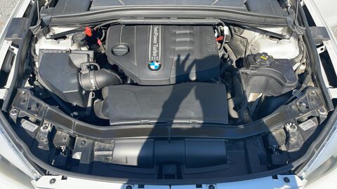 X1 sDrive 18d 143 Steptronic8 Lounge Plus - Premi&egrave;re main Autom 2014 occasion 17100 Saintes