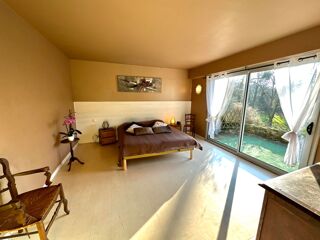  Proprit/chteau  vendre 11 pices 233 m