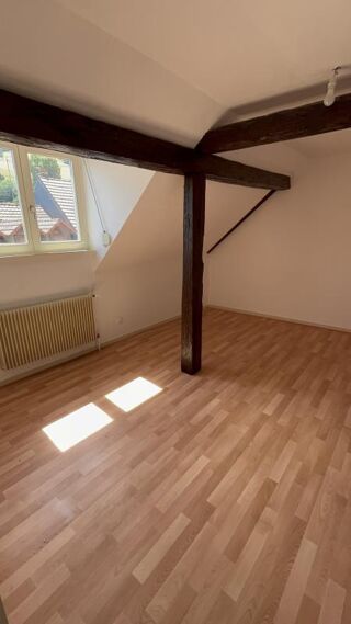  Appartement à louer 3 pièces 68 m²