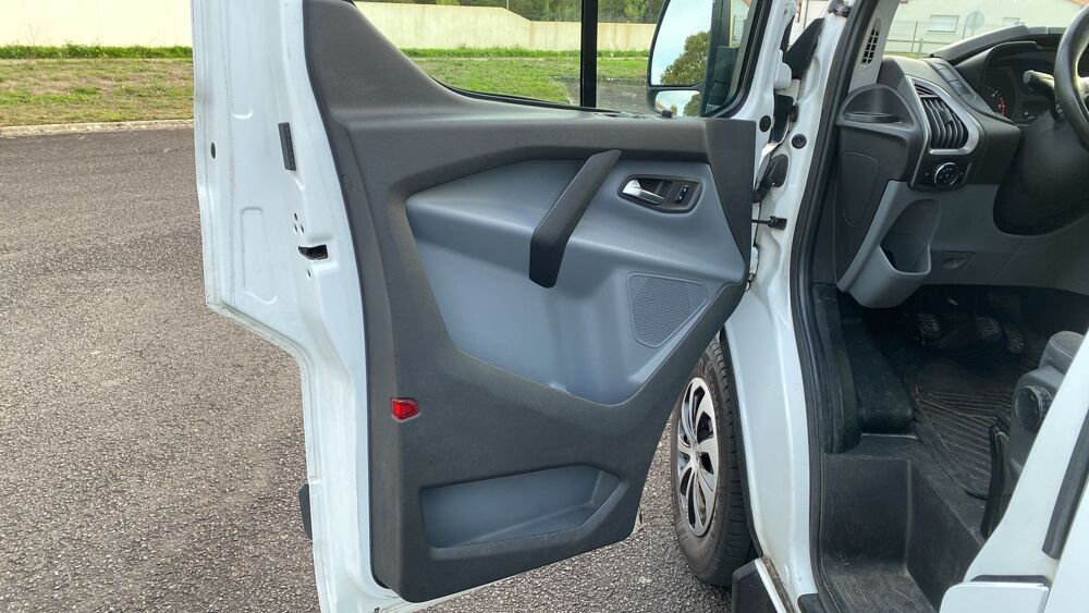 Tourneo VP Custom 2.0 TDCI 105 Ambiente - 9 places 2016 occasion 44000 Nantes