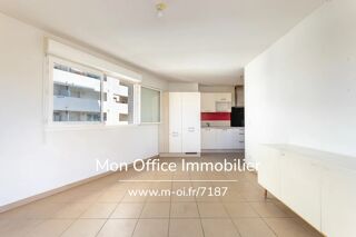 Vente Appartement Référence : 7187-RVF. - EXCLUSIVITE - Joli T3 Résidence récente avec Terrasse et Parking Marseille 3