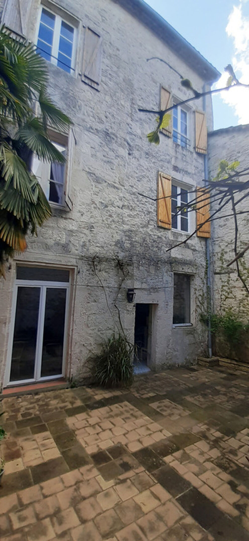 Maison à vendre 10 pièces MONTPEZAT DE QUERCY (82)