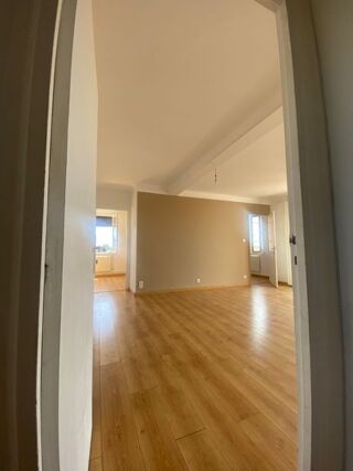 Appartement à louer 4 pièces 69 m²