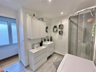  Immeuble � vendre 4 pi�ces 90 m�