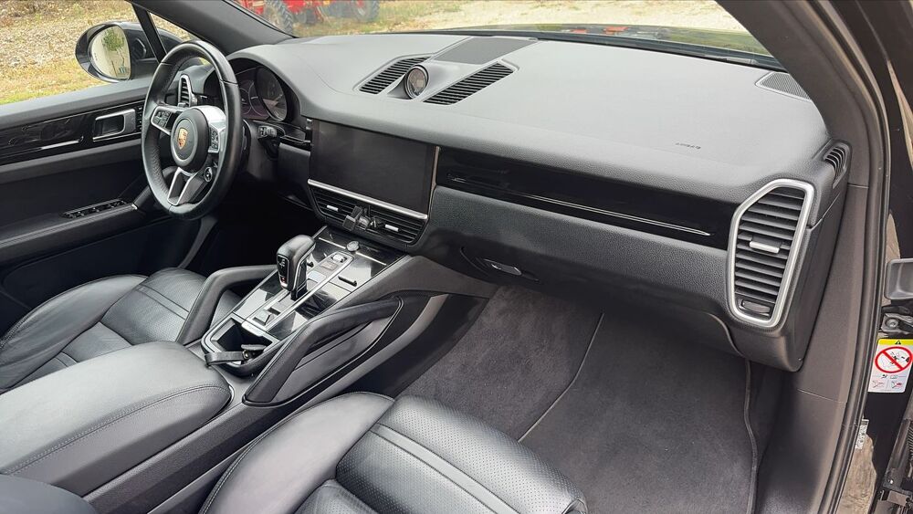 Cayenne 3.0 V6 462 e-Hybrid 4X4 Tiptronic 8 . - Automatique Entretie 2021 occasion 47110 Allez Et Cazeneuve