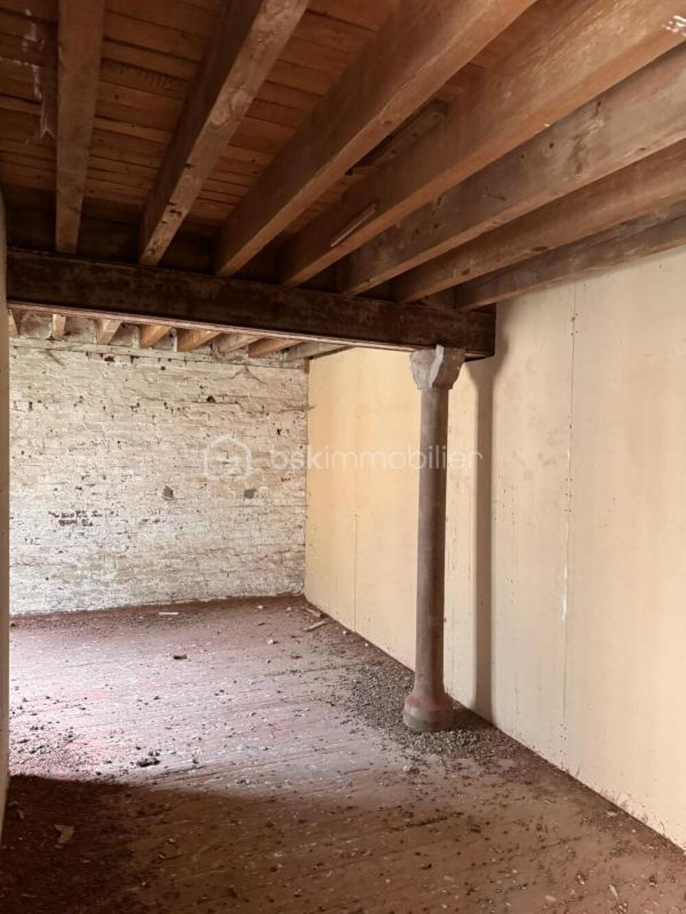 Vente Immeuble Immeuble de rapport de 540 m2 et son entrepôt de 547 m2 à Sempigny (60400) Noyon