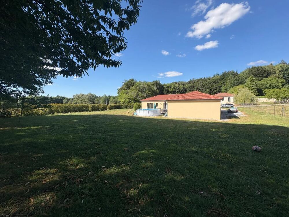 Pavillon de plain-pied de 2022  Proche Saint-Léonard-de-Noblat