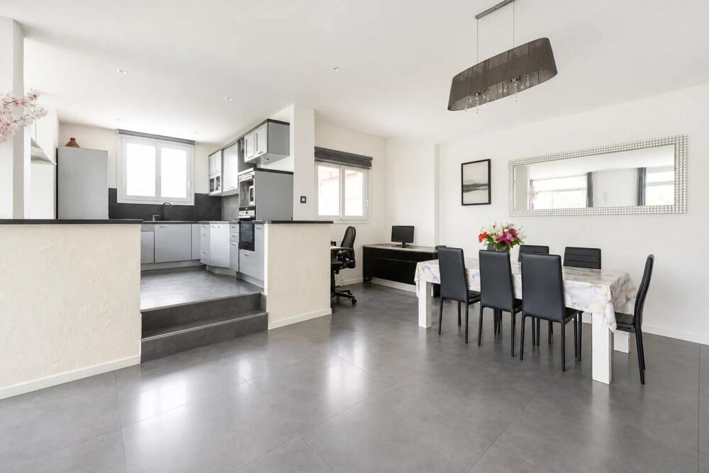 Maison de 4 pièces de 165 m² au Plessis-Robinson