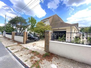  Propri�t�/ch�teau � vendre 9 pi�ces 330 m�