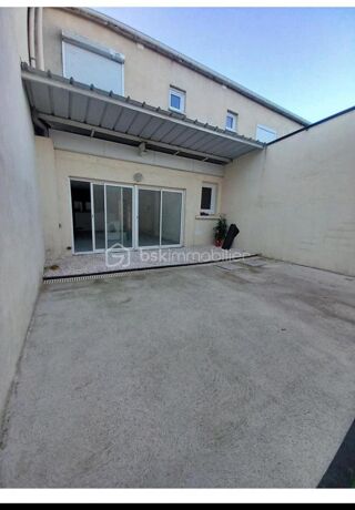  Immeuble à vendre 12 pièces 340 m²