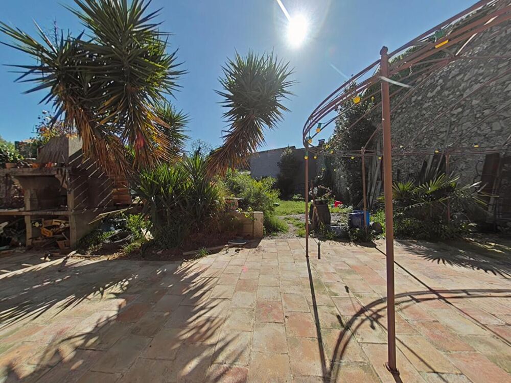 Vente Maison Ensemble immobilier Bize Minervois 7 pièce(s) 516 m2 Bize minervois