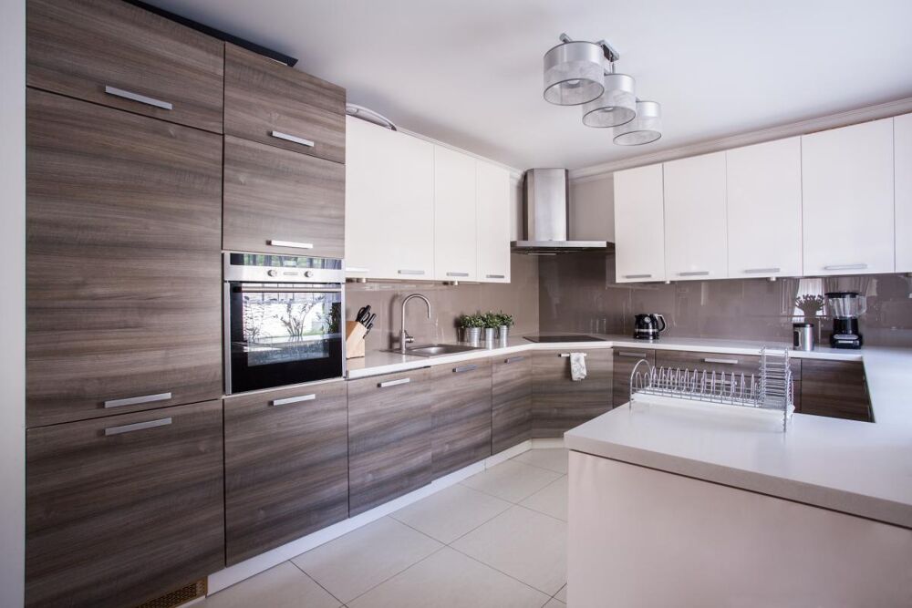 Vente Appartement LIVRÉ ** Magnifique Appartement  avec Grande Terrasse en Dernier Étage+ 2 Parkings+ Cave, Idéalement situé** Rueil malmaison