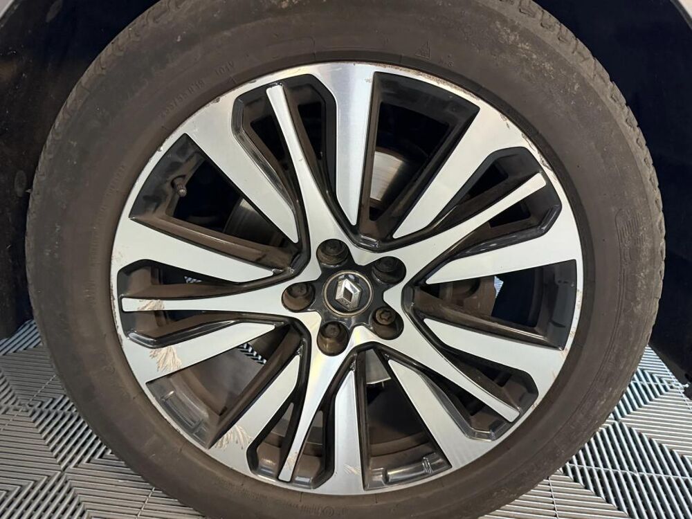 Espace V 1.6 dCi 16V EDC6 161 cv INITIAL PARIS 2018 occasion 85190 Venansault