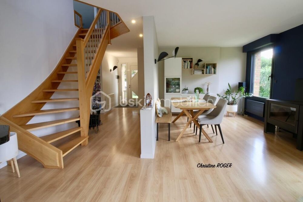 Vente Villa Villa semi plain-pied 160 m² – 5 ch – Terrain 1 980 m² – 599 000 € Cysoing