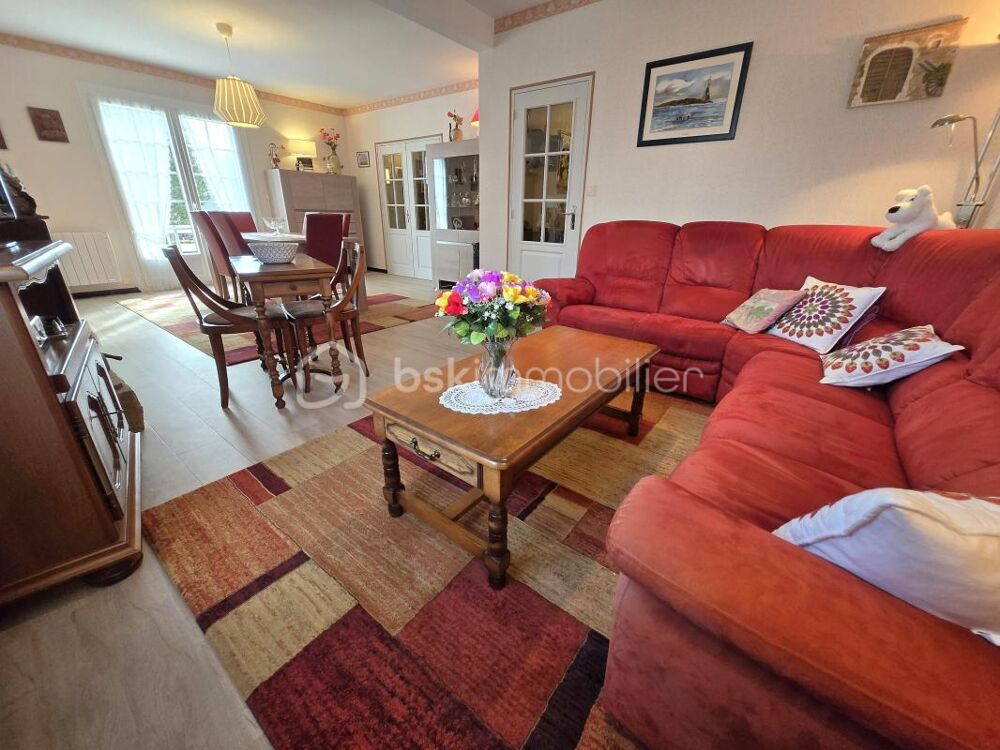 ? Maison néo-bretonne sur sous-sol complet  4 chambres  beau jardin paysagé