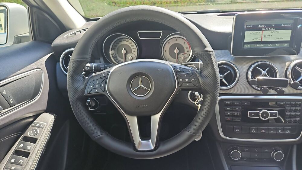 Classe GLA 220 d 190 4Matic 7G-DCT Business Executive 2014 occasion 95160 Montmorency