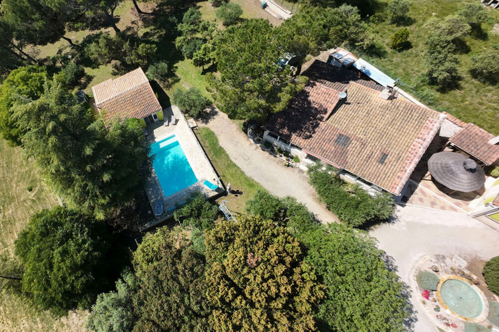 Magnifique Propriété de caractère de 10 500 m2 en Languedoc-Rousillon