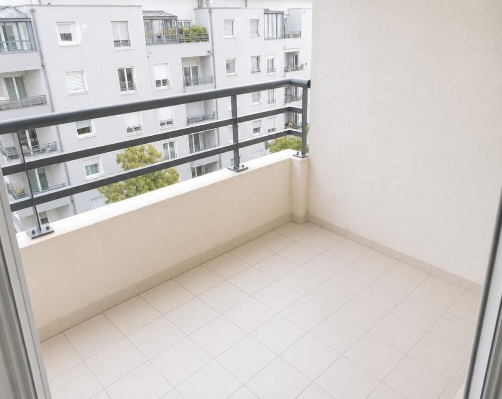 Location Appartement T2 avec balcon et parking à BRON Bron