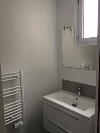  Appartement à louer 3 pièces 51 m²