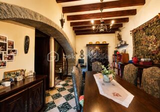  Propriété/château à vendre 10 pièces 200 m²