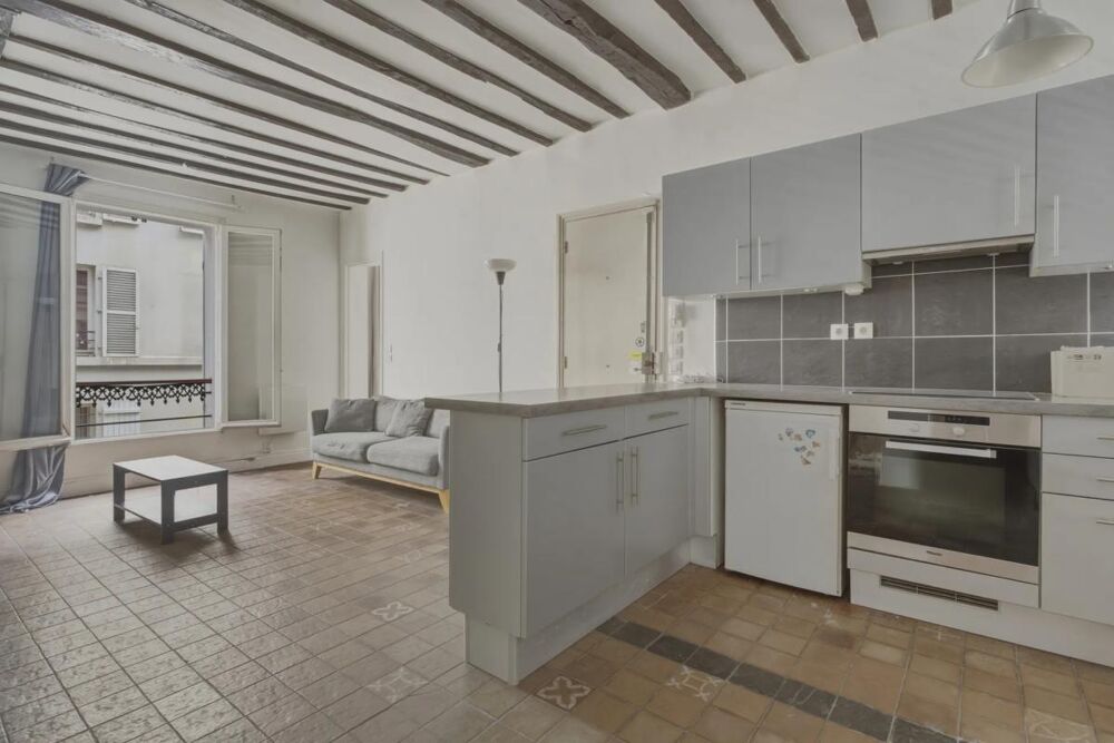 Appartement 2 pièces 33 m² · à Paris 18 · 33 m² · 345 000 €
