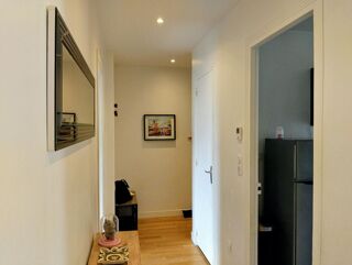 Vente Appartement Elégant trois-pièces en parfait état avec vue sur l'horizon Paris 15