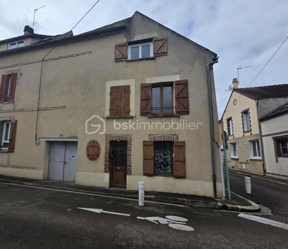 STUDIO au bord de L'Yonne à 5minutes de la gare de Sens