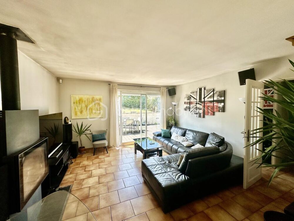 MAISON FAMILIALE 5 CHAMBRES  GRAND JARDIN SANS VIS-À-VIS  CALME ET ESPACE À LA CAMPAGNE