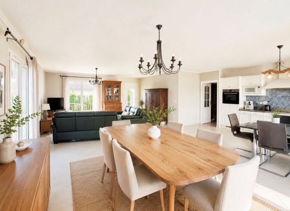 Maison Montagnac 100 m2, 3 chambres, garage, atelier, véranda sur parcelle de 600m²
