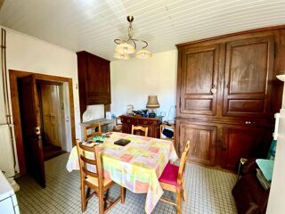  Propri�t�/ch�teau � vendre 7 pi�ces 310 m�